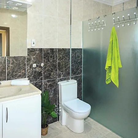 Sleeps 6 Pool Air Con Wifi Villa