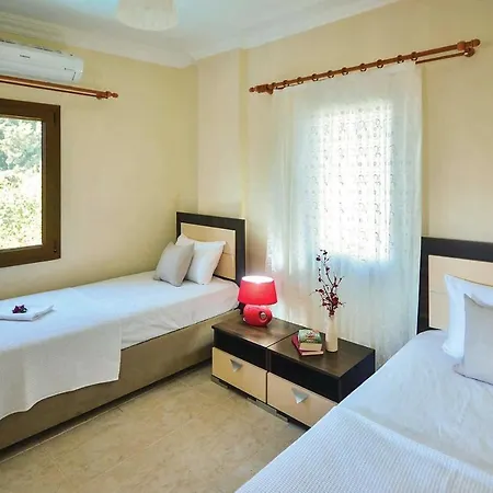 Sleeps 6 Pool Air Con Wifi Villa Ortakent